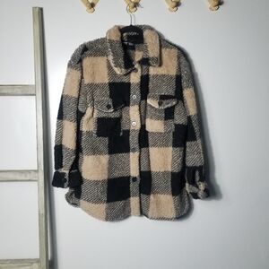 SHEIN WOMEN'S TAN AND BLACK SHERPA SHACKET SIZE MEDIUM
